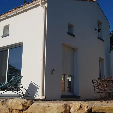 Gites L'Hermitage La Tour-d'Aigues Exterior photo